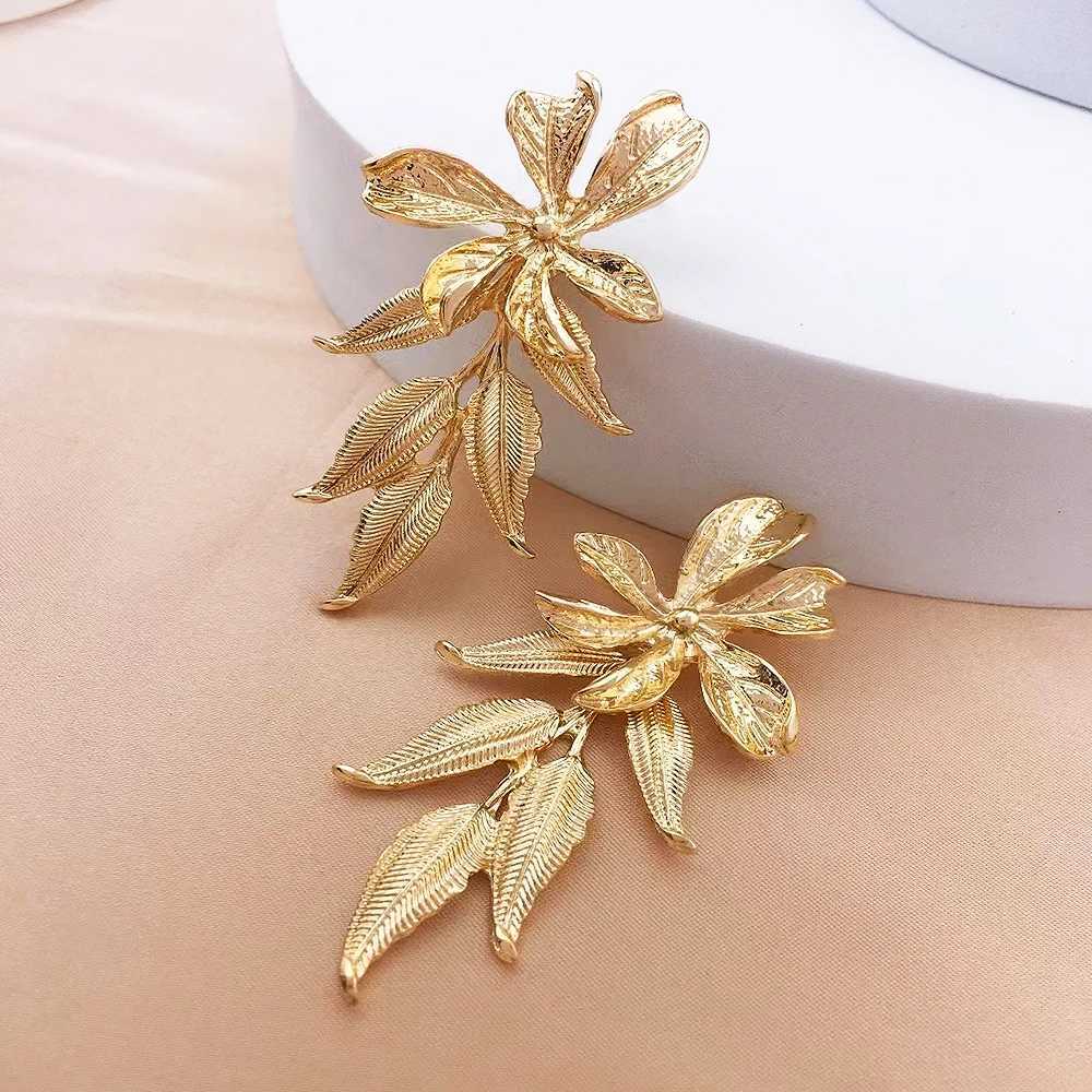 New Fashion Metal Flower Long Earring for Women Party Statement Vintage Gold-plated Leaves Tassel Earring Jewelry Y250812