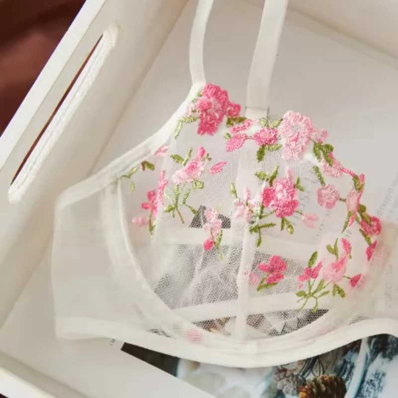 Bras Sets Embroidery Mesh Transparent Sexy Lingerie Set Semi-Sheer Floral Sweet Ultra-thin Bra And Panties Fancy Underwear SuitXJ250812