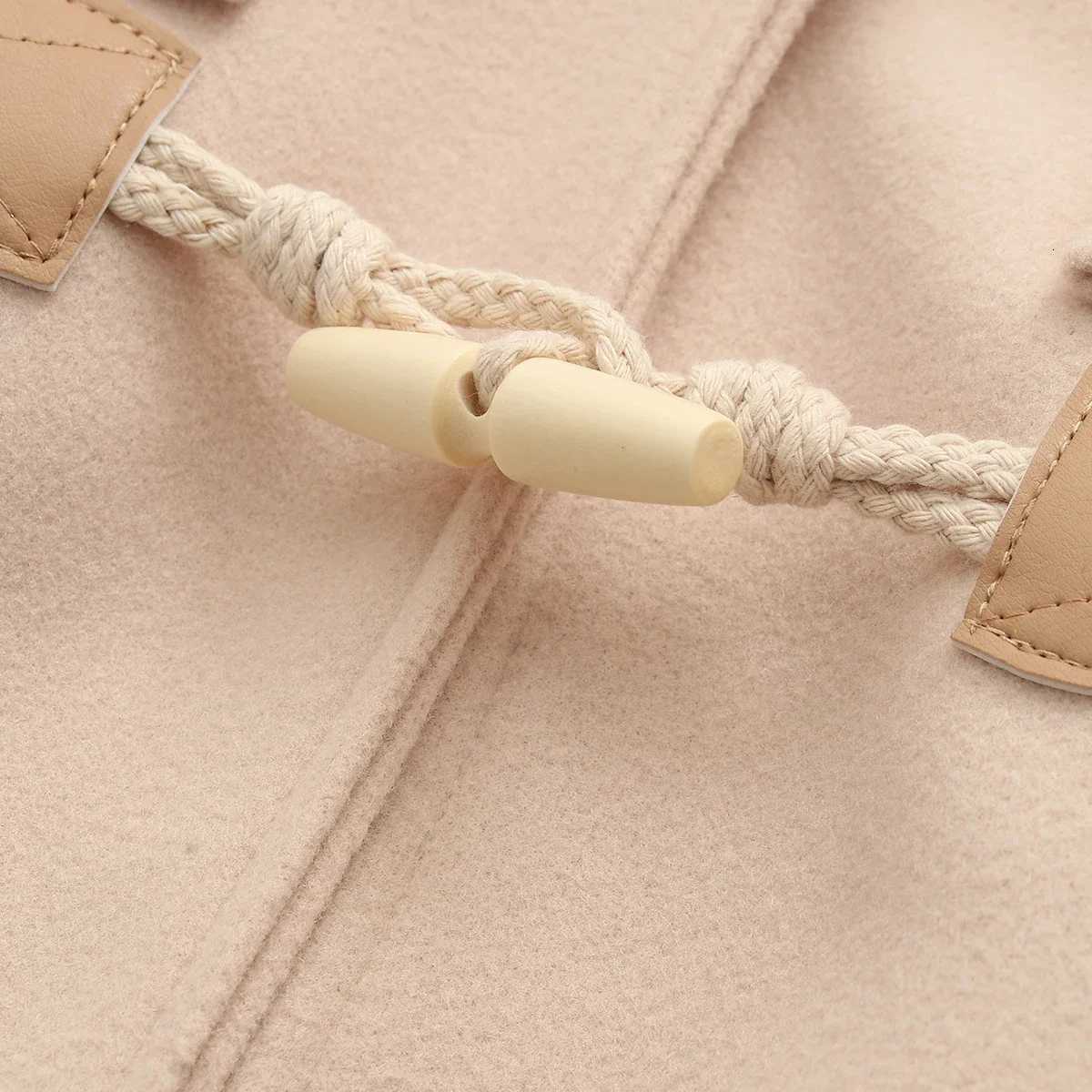 Sweet Hot Preppy Style Horn Button Woolen Coat Womens Autumn/Winter THiCKened Hooded Coat Fashion Female CloTHing Z250813