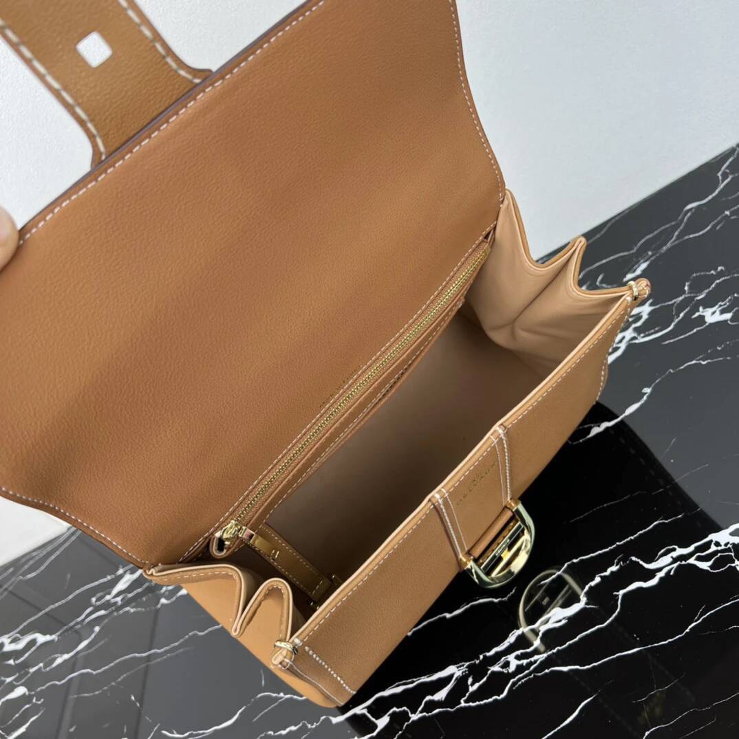 Leather Women's Handbag Crossbody Top Handle Shoulder Bag Contrast ing Gold Buckle Couple Wedding Gifts Elegant high-quality