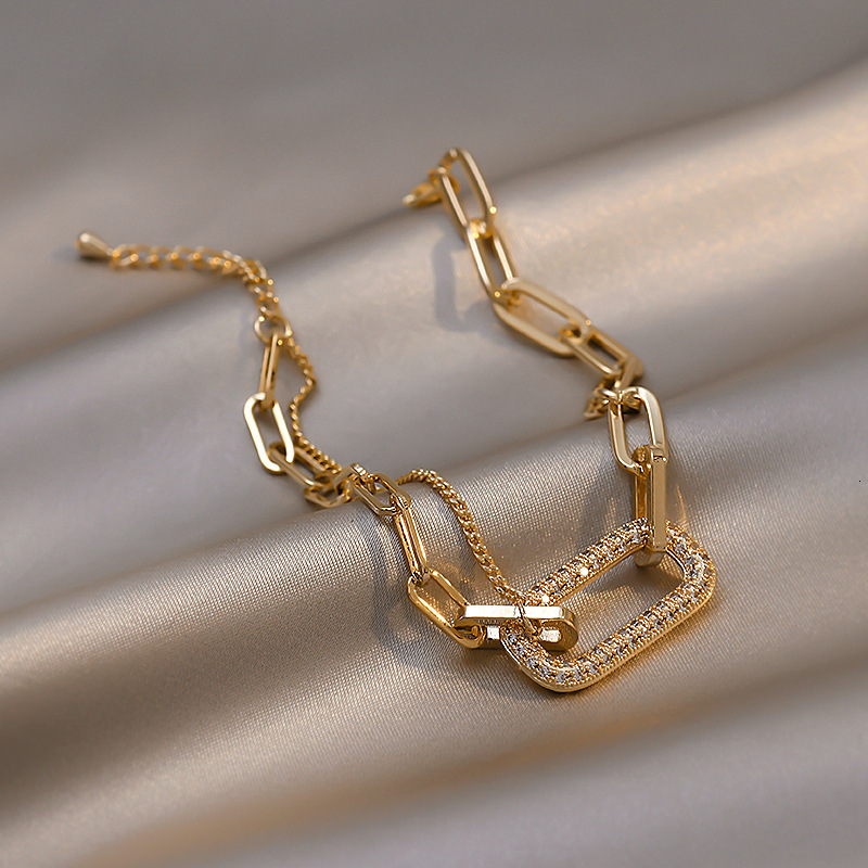 Light Zircon Geometric Square Chain French Exquisite Temperament Bracelet High-end Niche Versatile Women's Jewelry