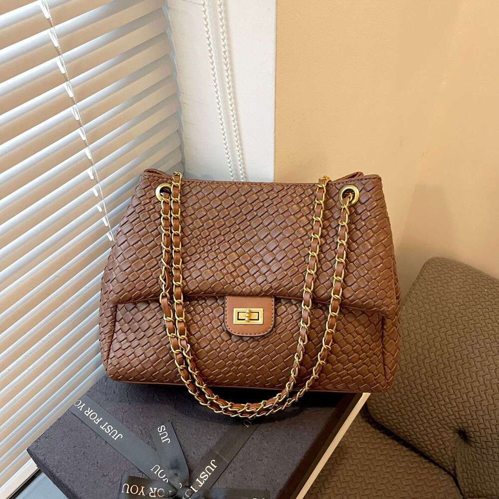 Luxury Woven Underarm for Designer Bags Women 2025 New Fashion Versatile Large Capacity Tote Commuter Shoulder Bag