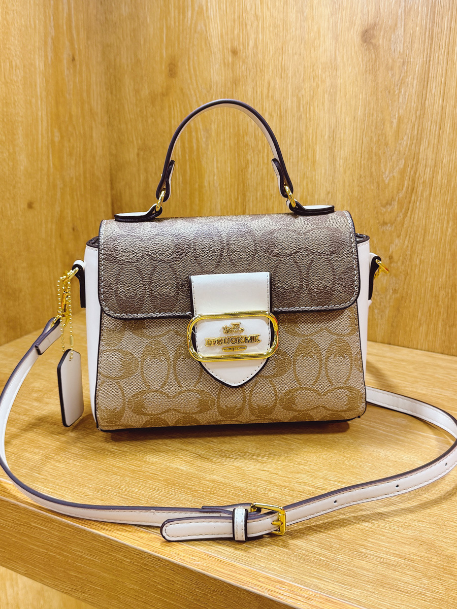 Vintage - style Fashion Handbags for Women 2025 Models High - end Sense Niche Small Square Bags Best - selling Exquisite Shoulder Bags and Cross - body Bags.
