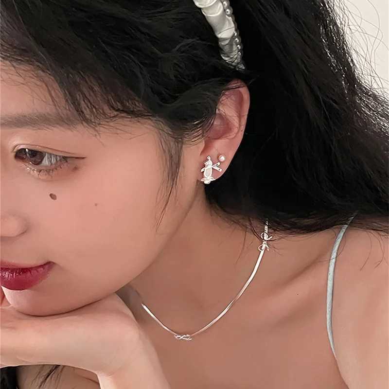 Exquisite Cute Silver Color Ballet Shoes Stud Earrings for Women Playful Students Party Jewelry Accessories Gift Y250812