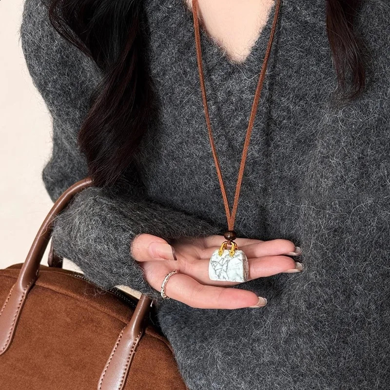 Vintage Cute Small Stone Bag Pendant Long Necklace for Women Korean Velvet Sweater Chain Jewelry Versatile Hanging Accessory 250811