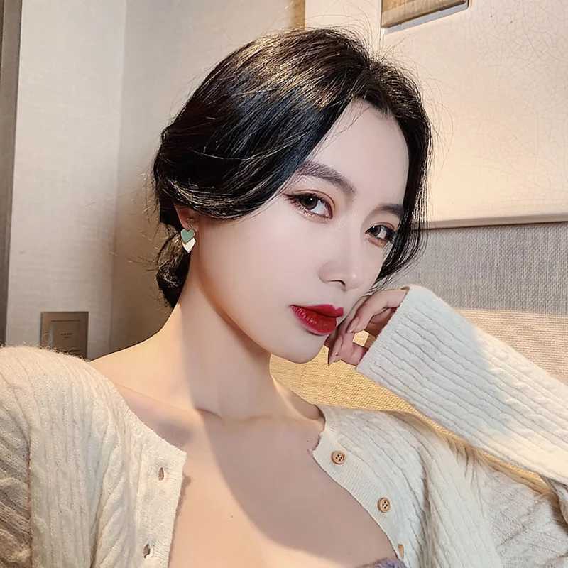 Korea New Fashion Green Peach Heart Symmetry Simple Jewerly Earrings for Women Temperament Heart Earrings AccESSory Gifts Y250812