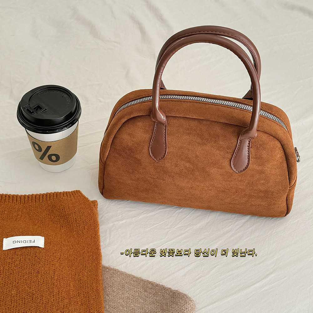 Korean Autumn Winter New Niche Design Ins Suede Handbag for Women Texture Versatile Commuting Bowling Bag ddmymarket
