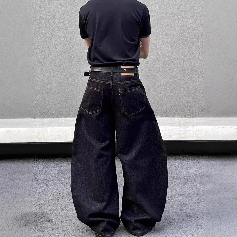 2025 Summer Mens Y2k Pocket Decoration Jeans Harajuku Retro Fashion Trend Street HipHop Casual Loose Niche Bottoms 250808