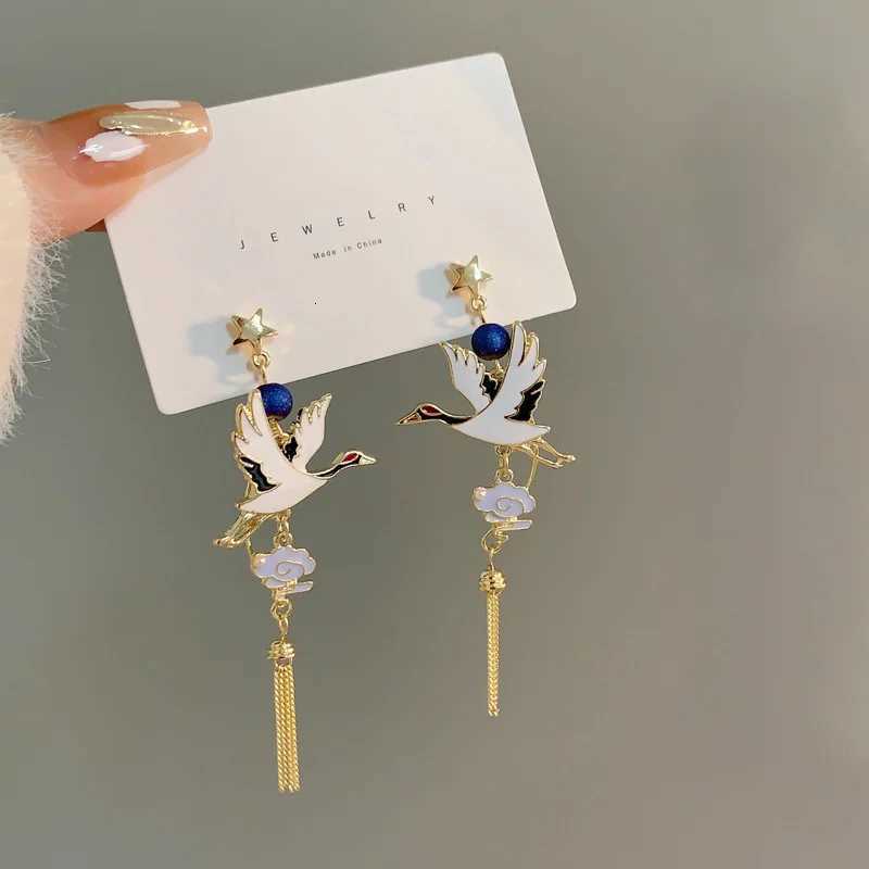 Chinese Style Cloud Crane Dangle Earrings For Women Asymmetric Long Tassel Cute Rabbit Flower Cartoon Earring Party Jewelry Gift Y250812