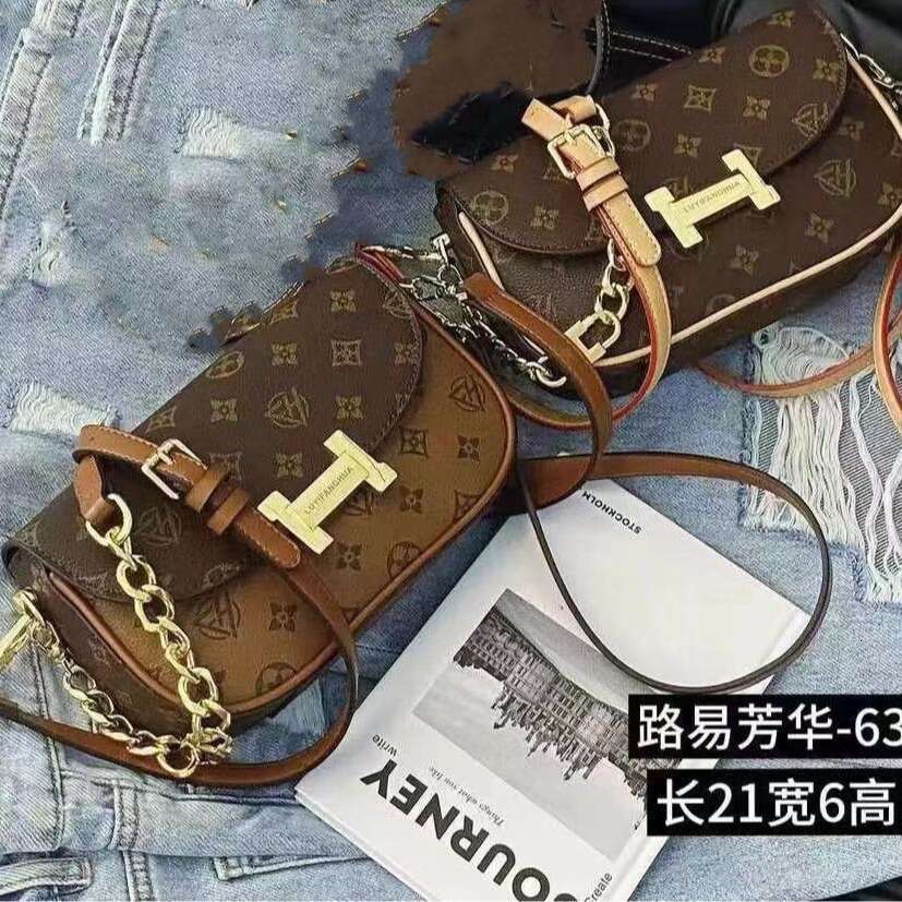 Louis Fanghua Fashion Crossbody for Women Stylish Korean Version Shoulder Trendy Versatile Popular Small Bag