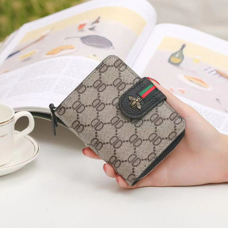Designer Bag New Retro Casual Korean And Japanese Style Versatile Wallet Luxury Bag For Women Short Zipper Small Coin Purse Cute Ladies Wallet