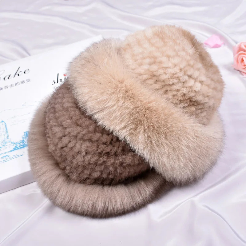 Besfilin Womens Genuine Mink Fox Fur Bucket Hat with Big Fox Brim Hand Knitted Casual Travel Warm Spring Autumn Winter 250808