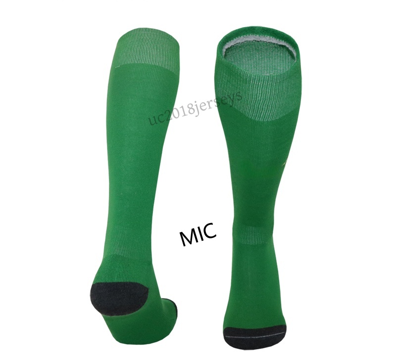 New 2025 2026 UK Club football socks Adult and Kids Home Away 3rd High Thick 25 26 Football Sports sock Wear boy Soccer Socks Men and children