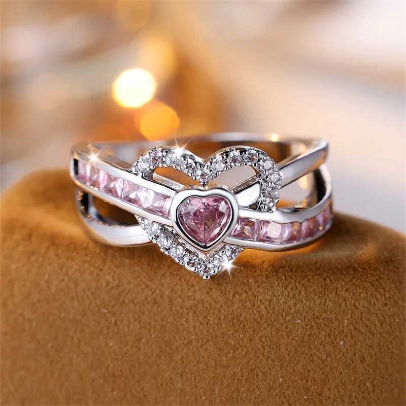 Bridal Love Heart Wedding Bands in Silver Color with Pink and White Zircon Promise Engagement Rings for Women Luxury Valentines Day Jewelry W250812