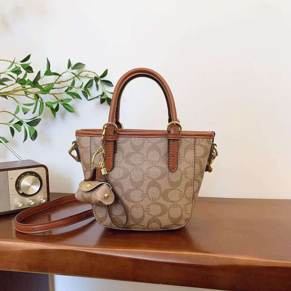 Gutiko New Women's High-Quality Texture Bucket Fashion Tote Versatile Basket Bag Single Shoulder Crossbody