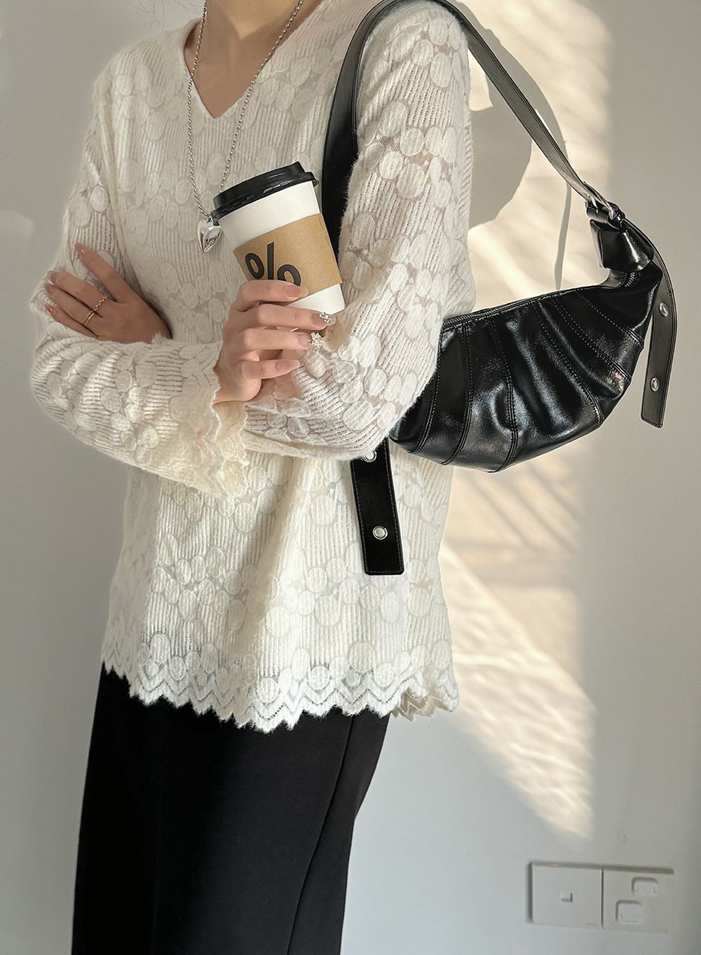 Saddle Brown Soft Surface Cow Horn for Women Underarm 2025 New Korean Fashion Textured Dumpling Bag ddmymarket