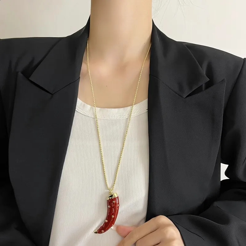 Enamel red black white horn pendant necklaces for women long necklaces jewelry in 250807