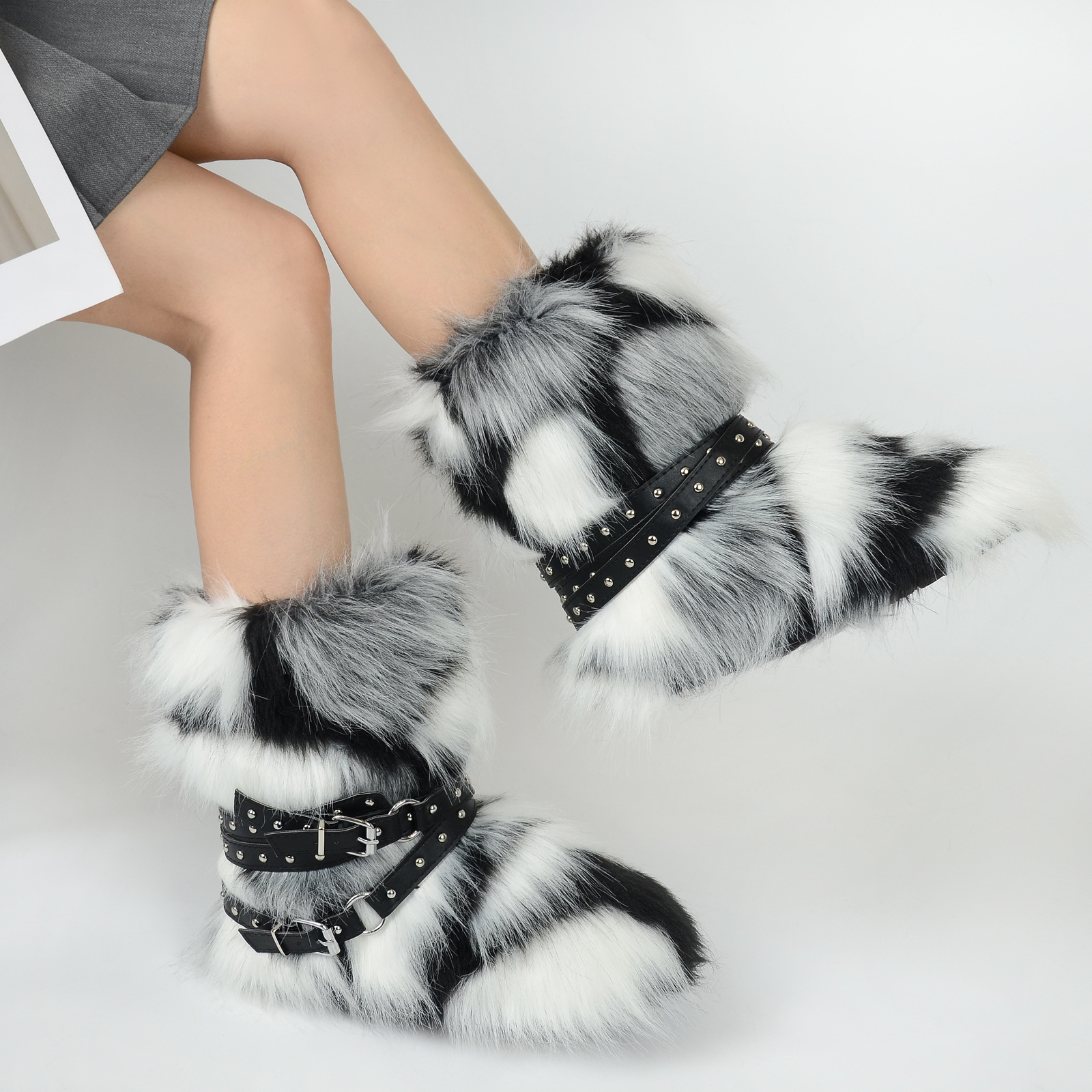 Explosive boots 2025 winter new plush snow boots cross belt fashion design spicy girl style versatile warm plush boots with multiple colors to choose 