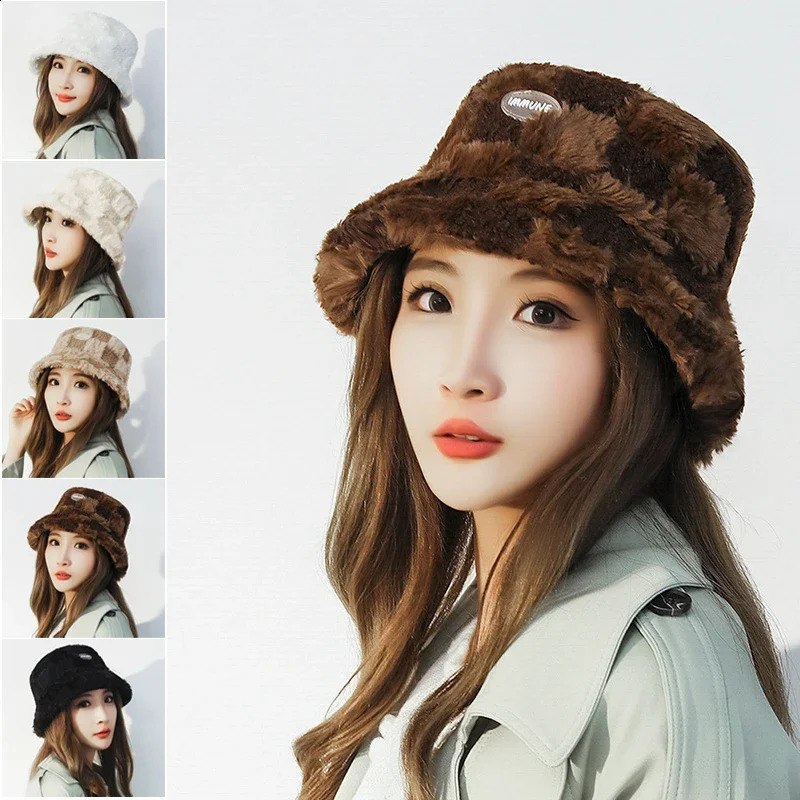 Fashion Checkboard Pattern Windproof Bucket Hat for Ladies in Autumn and Winter 250808