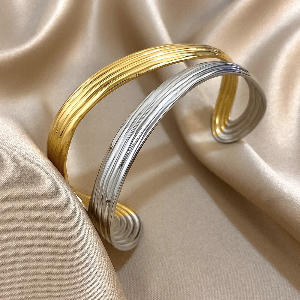 n Multilayer Hollow Out Open Stainless Steel Bangle for Women Wavy Wide Bangle Cuff Bracelet Lady Waterproof Jewelry 250812