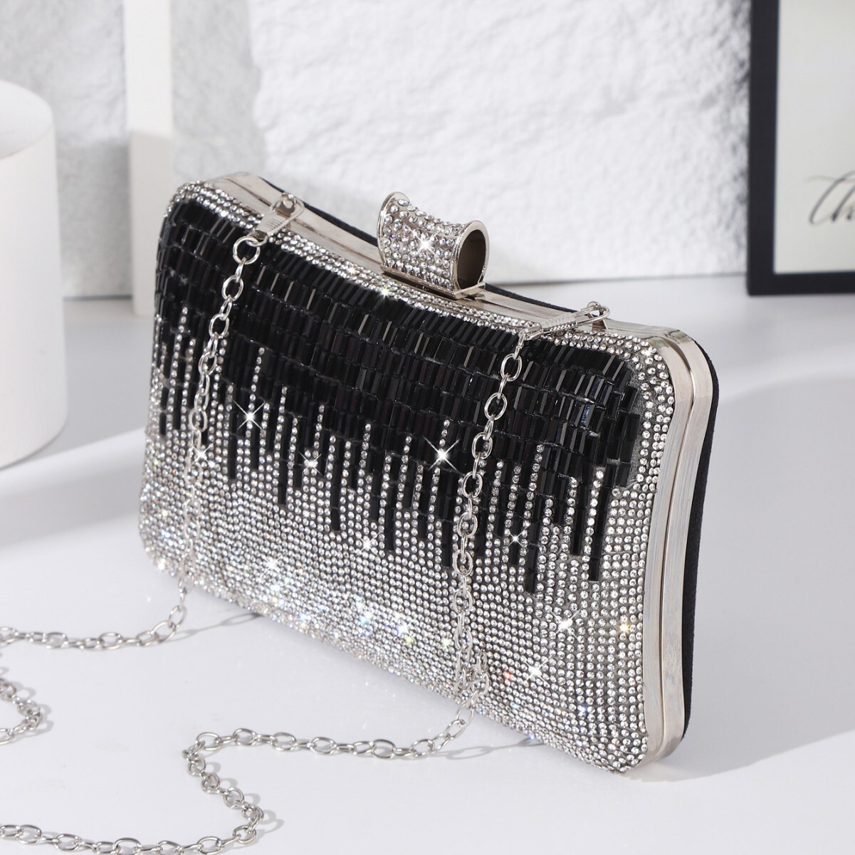 2025 New Cross border Evening Dress Bag Black and White Striped Vertical Crossbody Bag Designer Bag Diamond Inlaid Handbag Shoulder Bag