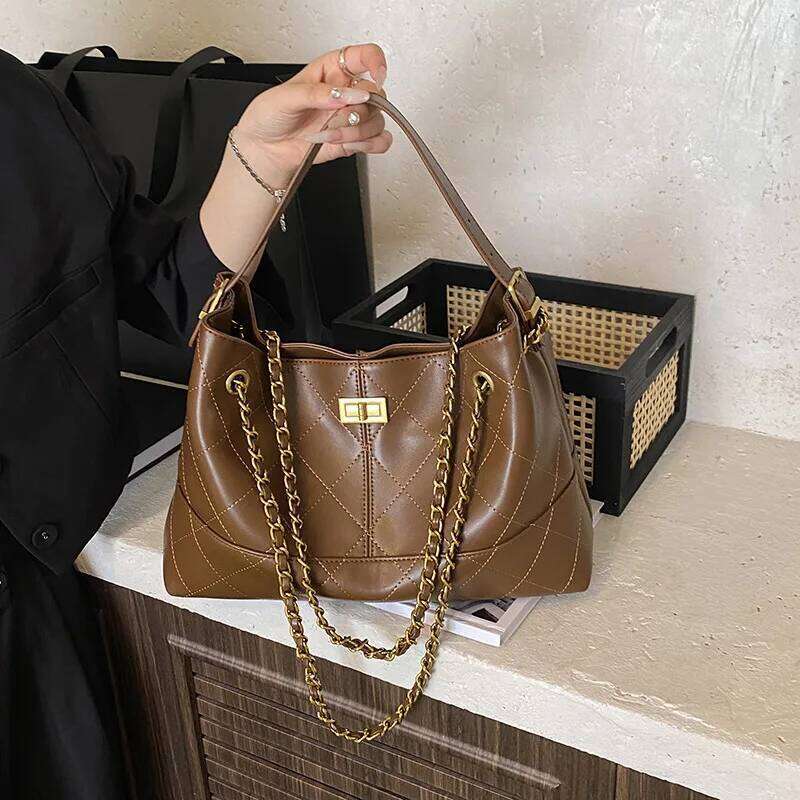 Designer Luxury New Arrival Tote Quilted Chain Shoulder Bag Women Spacious Everyday Crossbody For Work Commute