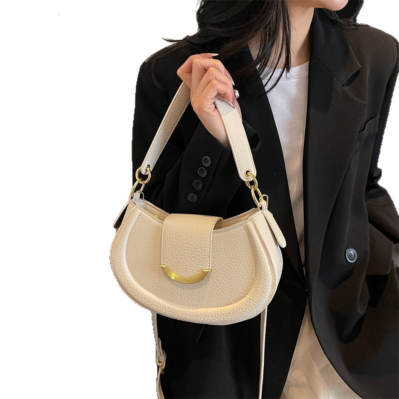 2025 New Saddle Bag Fashion Trend Crossbody Bag Designer Single Shoulder Underarm Bag