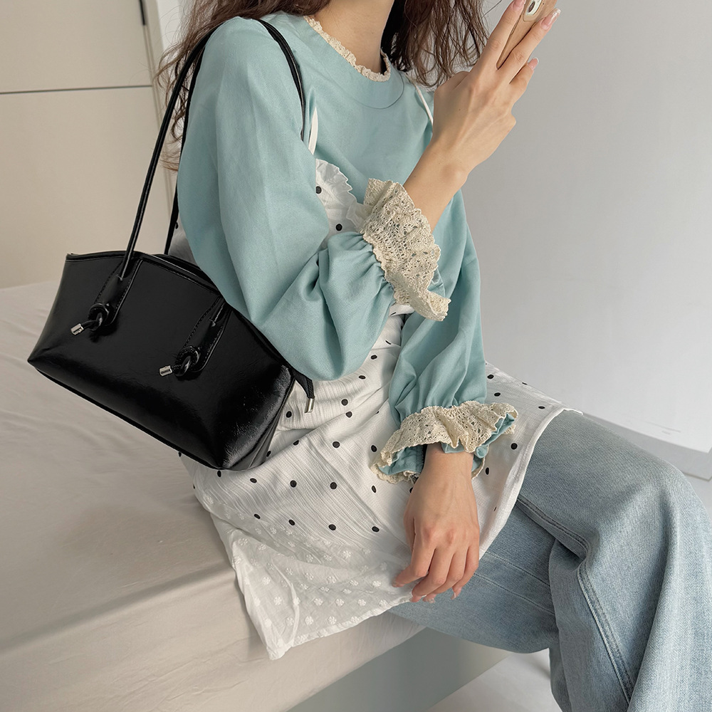 2025 New Large Capacity Women's Internet Celebrity Hard Bottom Three-Dimensional Versatile Shoulder Underarm Bag, Fashion Bag ddmymarket