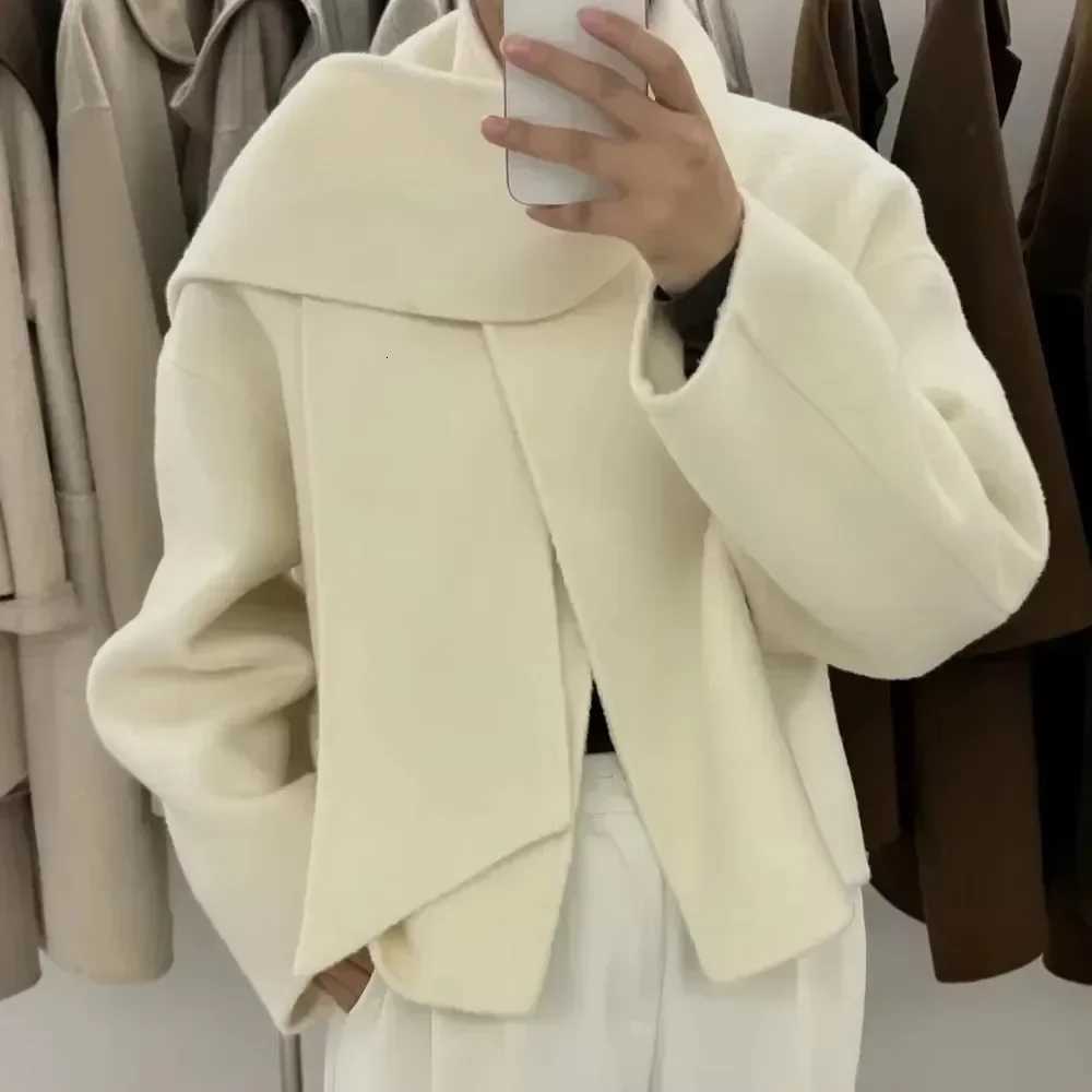 Elegant Woolen Wool Blend Coat Single Button Cashmere Lady Short Scarf Collar Woolen Jacket Women Autumn Winter Wool Coat Female Z250813