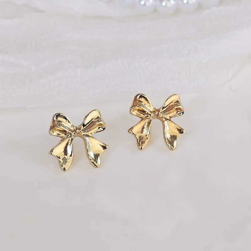 A Pair of Fashionable Bow and Gold Earrings Elegant Womens Daily Clothing Jewelry Matching Trendy Party and Holiday Gifts Y250812
