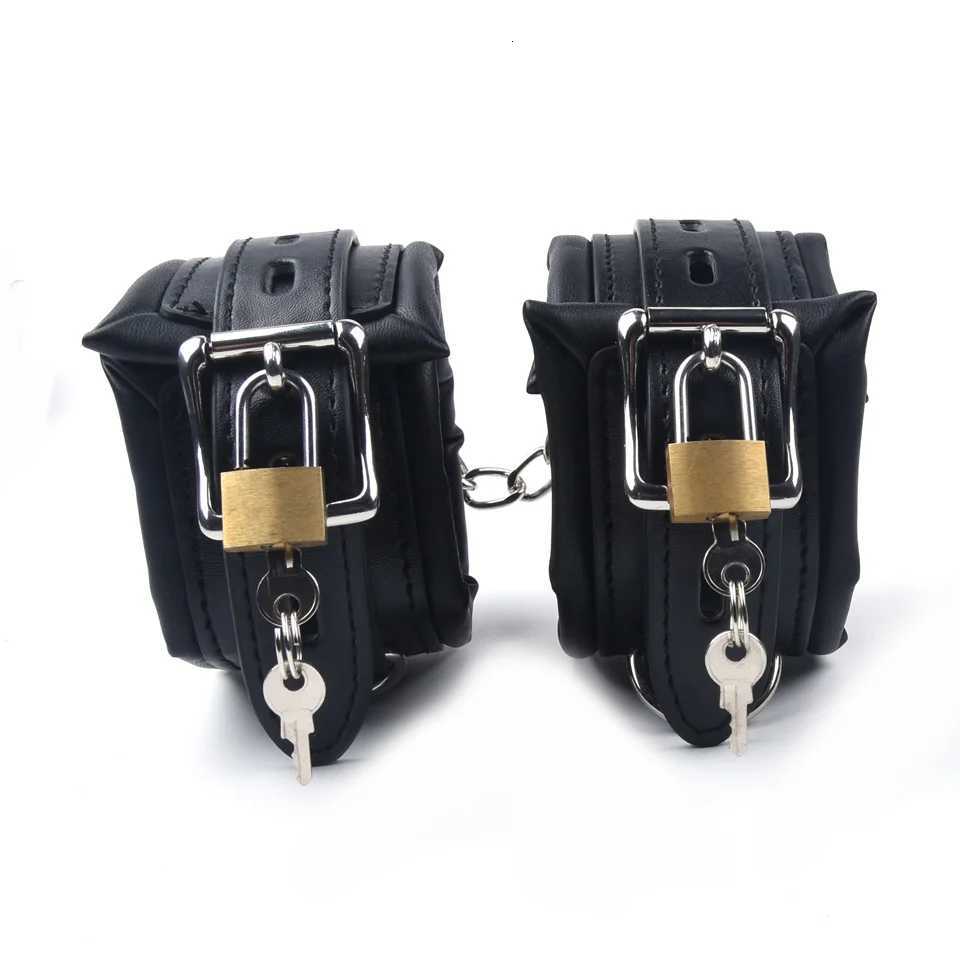 Leather Sponge Sex Handcuffs Bondage Slave Exotic Accessories Toys For Couples Adults Games With 2 Locks XJ250813