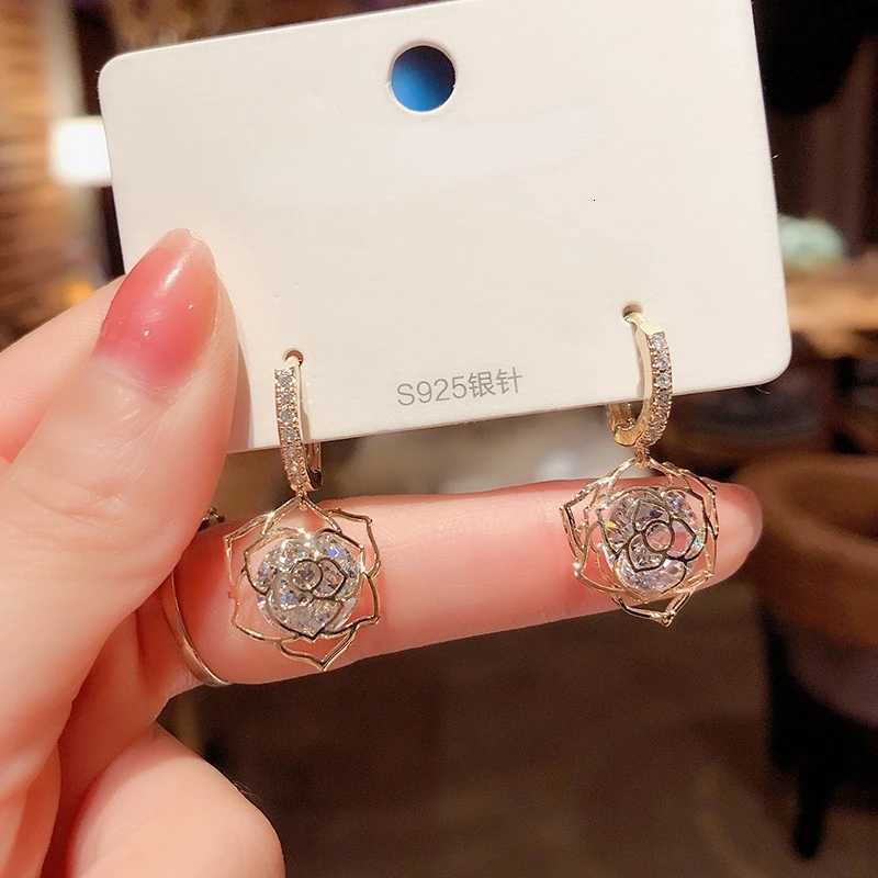 East gate rose zircon earring buckle South Korean high sense of temperament set earrings female new earring products Y250812