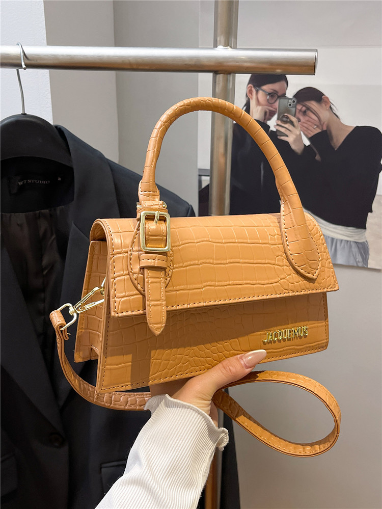 Designer European and American Trendy Letter Handheld Small Square Bag 2025 New Versatile Crocodile Pattern Shoulder Bag Casual Bag free shipping