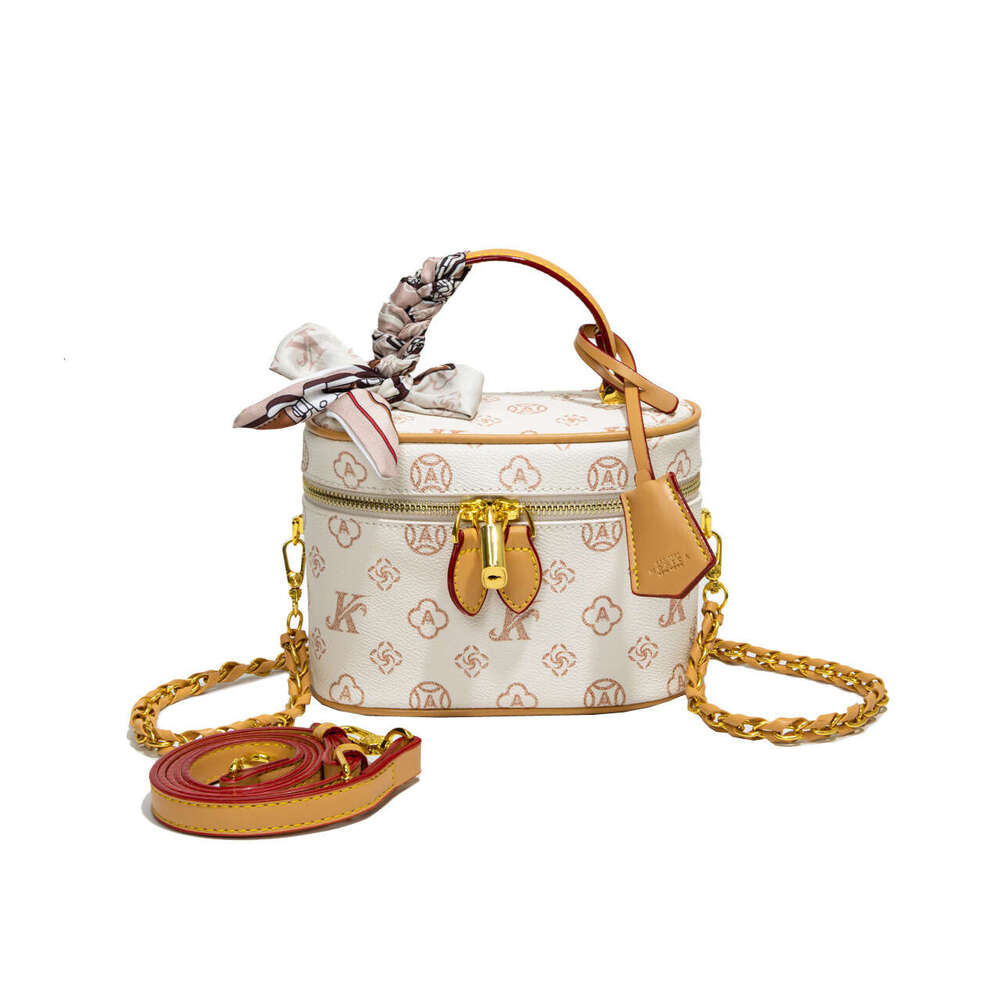 Hot Selling Monica Handheld Makeup Crossbody For Women, High-End Vintage Fashion Box Bag, Trendy Versatile Shoulder Bag Designer Bags