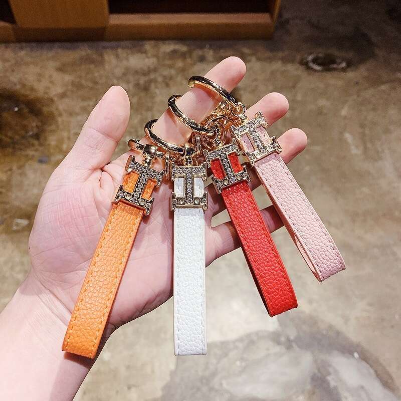 Inlaid Dia Creative for Women with Horseshoe Buckle Metal Strap Key Pendant Leather Backpack Decoration Keychain