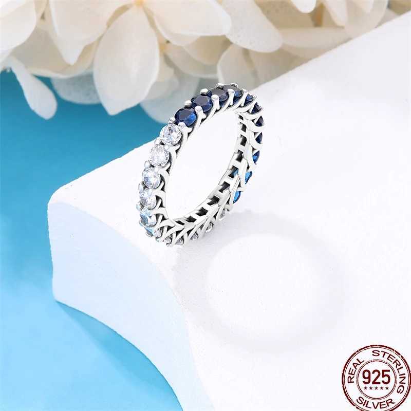 925 Sterling Silver Ring Blue Shiny Zircon Star Moon Stackable Womens Original Wedding Ring Exquisite Jewelry Gift W250812