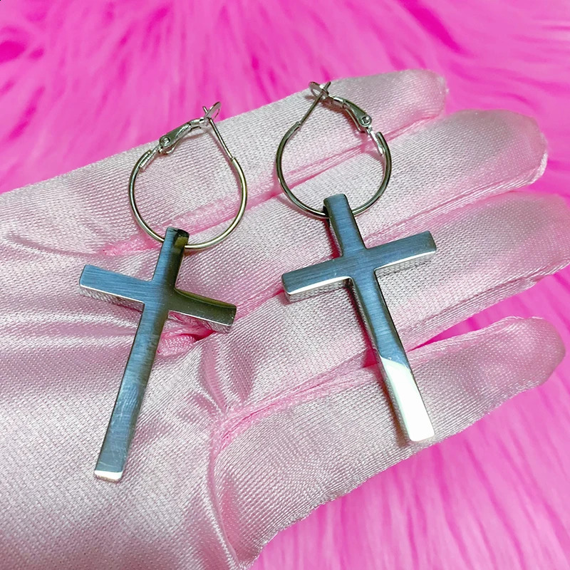 Y2K Jewelry Stainless Steel Cross Hoop Earrings Punk Charms Earrings for Women Goth Accessories Grunge Earrings Korean Fashion 250812