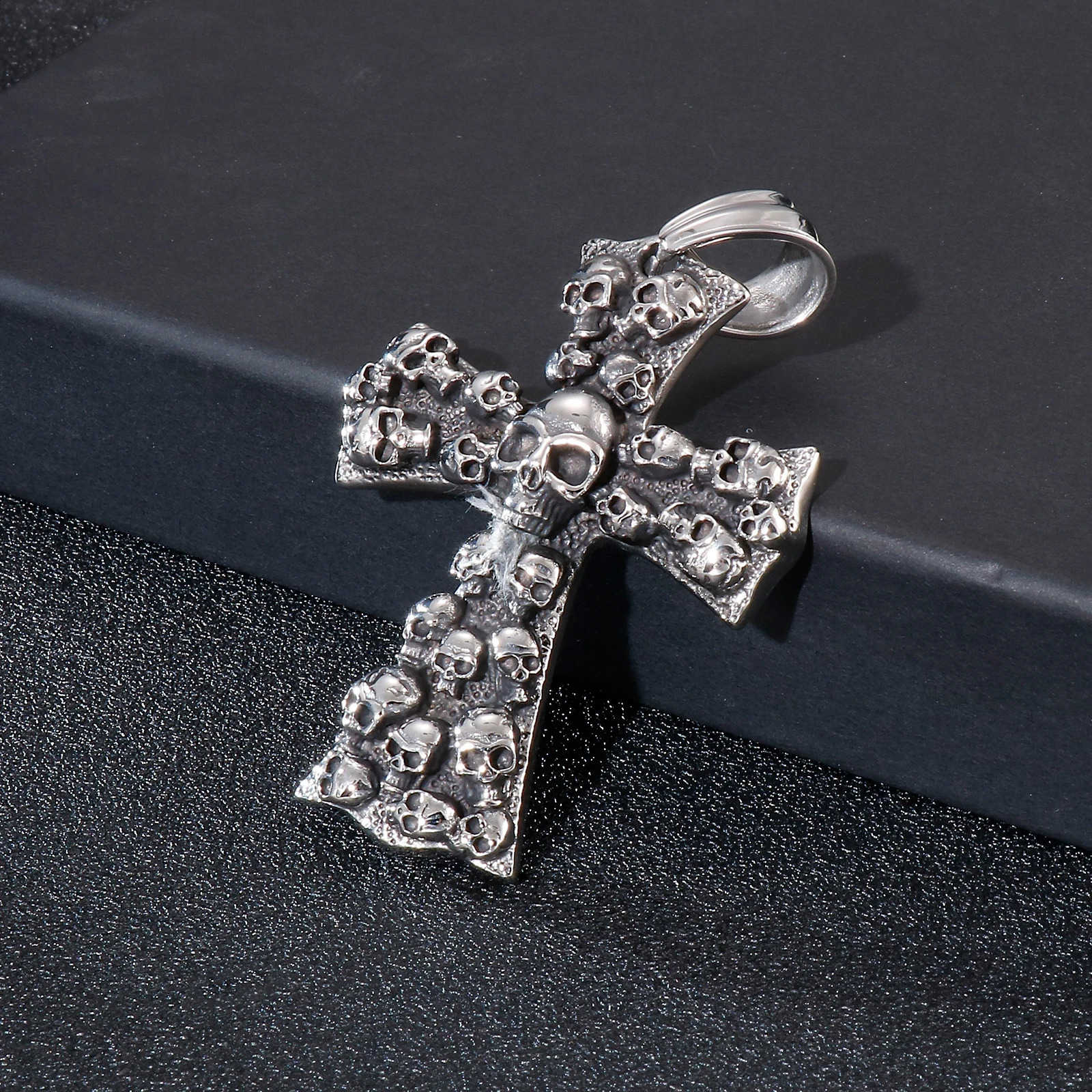 316L Stainless Steel Huge Evil Cross Ghost Head Pendant Necklace Men All-Match Jewelry 250807