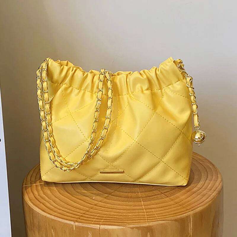 Hot Selling Fashion Pleated Design Pu Crossbody Bags Women Casual Chain Strap Bucket Shoulder Bag For Commuting Gift Designer Bags