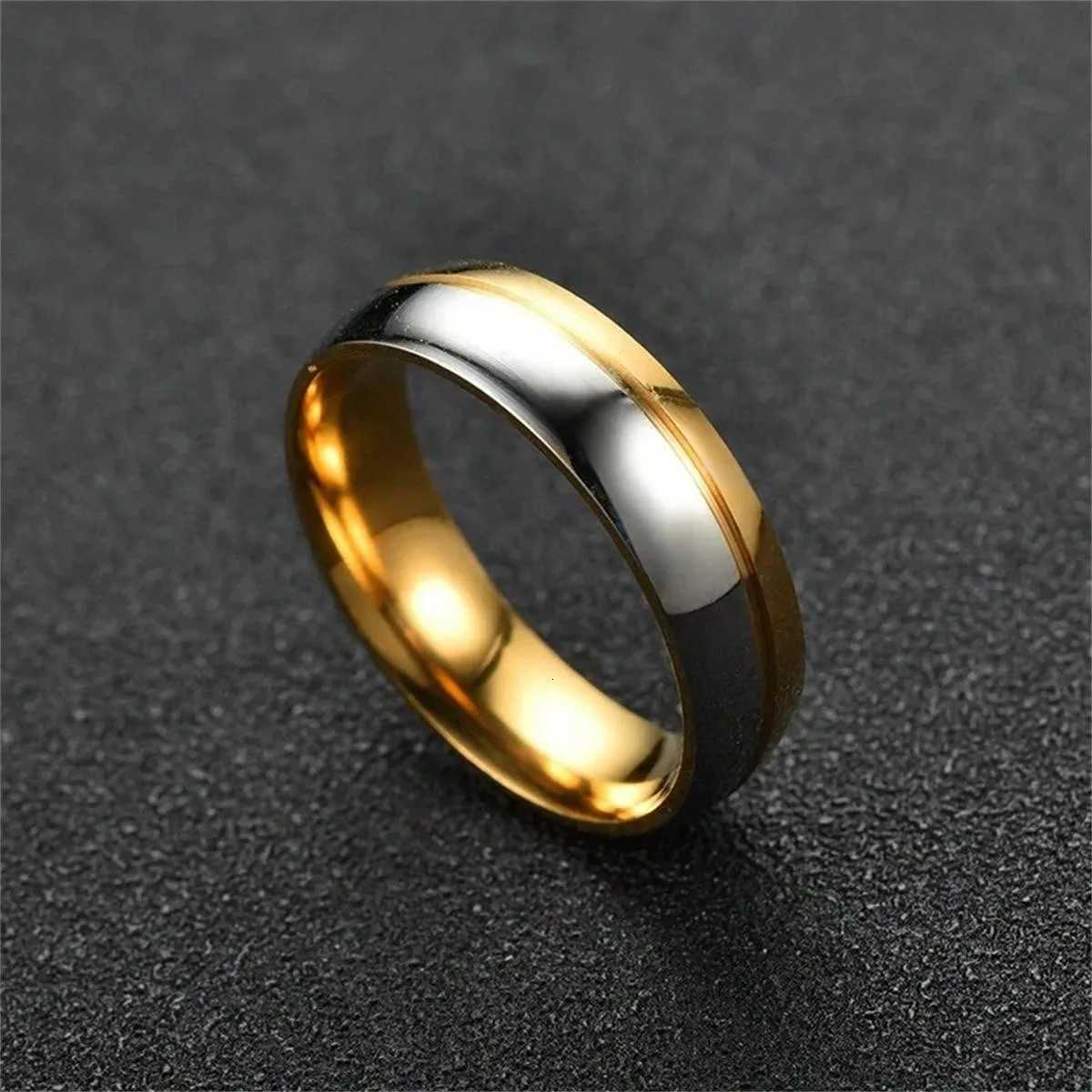 Fashion Stainless Steel Couple Rings For Men Women with Rhinestones Zirconia Rings Wedding Party Jewelry Valentines Day Gifts W250812