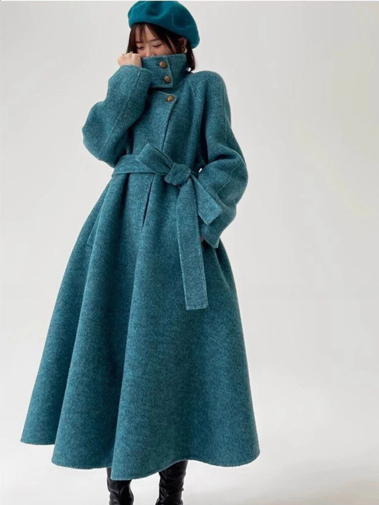 High-end Stand Collar Blue Woolen Overcoat for Women Elegant Long Jacket with Belt Female Temperament Fashion Streetwears 250805