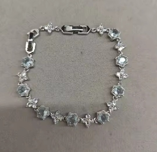 Zircon Flower Hexagonal Clasp Fashion Versatile Elegant Bracelet Light High-end Jewelry - view 8