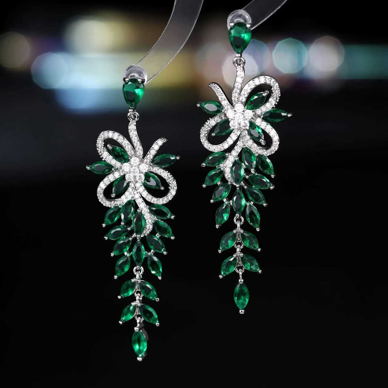 SUYU Womens Light Luxury Design Fashionable Long Pendant Earrings Elegant And Versatile Niche Design Earrings Daily Accessories Y250812