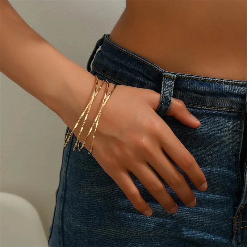 Korean Multilayer Gold Color Cuff Bracelet For Women Punk Style Metal Bracelet Minist n Ins Daily Wear Party Jewelry 250812
