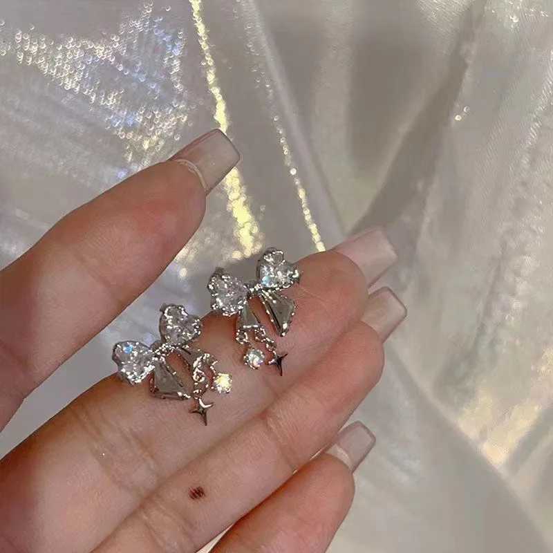 1 Pair Elegant Bow Earrings Luxurious Zirconium Alloy Daily Wear Exquisite Earrings Women Simple Fashionable Jewelry Earrings Y250812