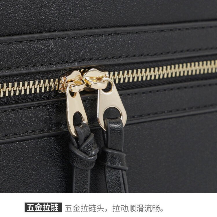 Designer Bag Latest Women's Bag 2025 New Retro Single Shoulder Crossbody Trendy Handheld Hard Luxury Bag Fashion Small Square Bag Trendy One Piec