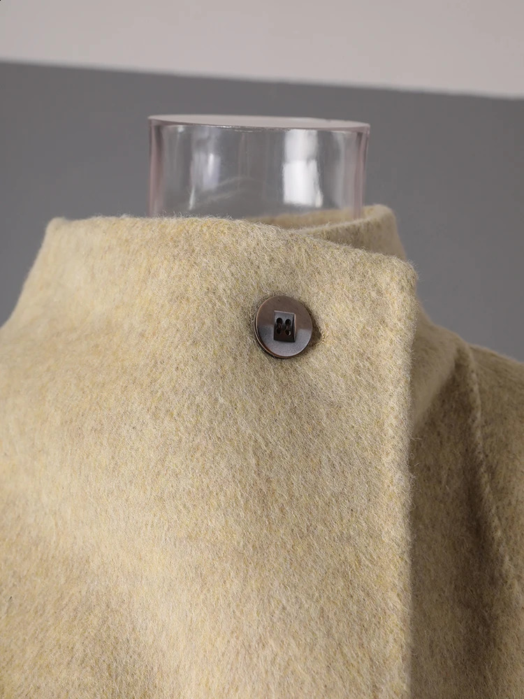 DEAT Fashion Ginger Color Double Side Short Woolen Coat Womens Turtleneck Loose Single Button Sashes Blends Coats Winter 250805