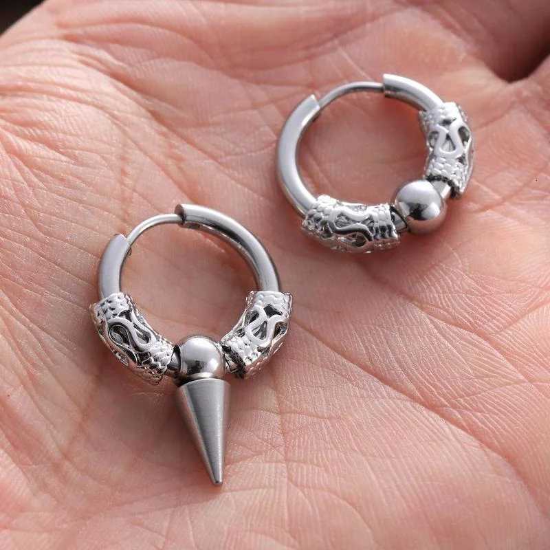 Classic Men Stainless Steel Hoop Earrings for Women Hip Hop Earring for Men Boy Earrings Punk Gothic Ear Stud Jewelry Party Gift Y250812