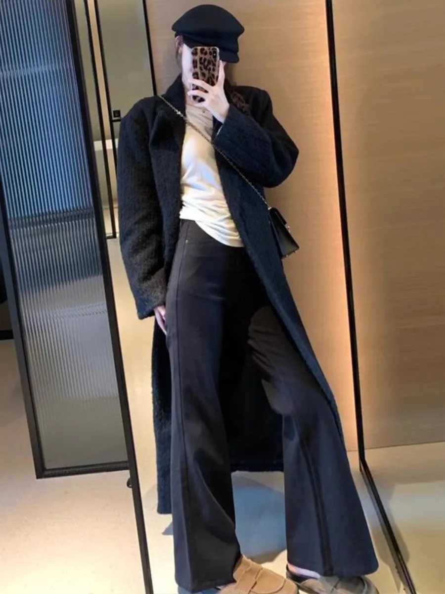 Mauroicardi Winter Extra Long Black Thickened Warm Soft Fluffy Wool Blends Coat for Women Double Breasted Chic Woolen Overcoat Z250813