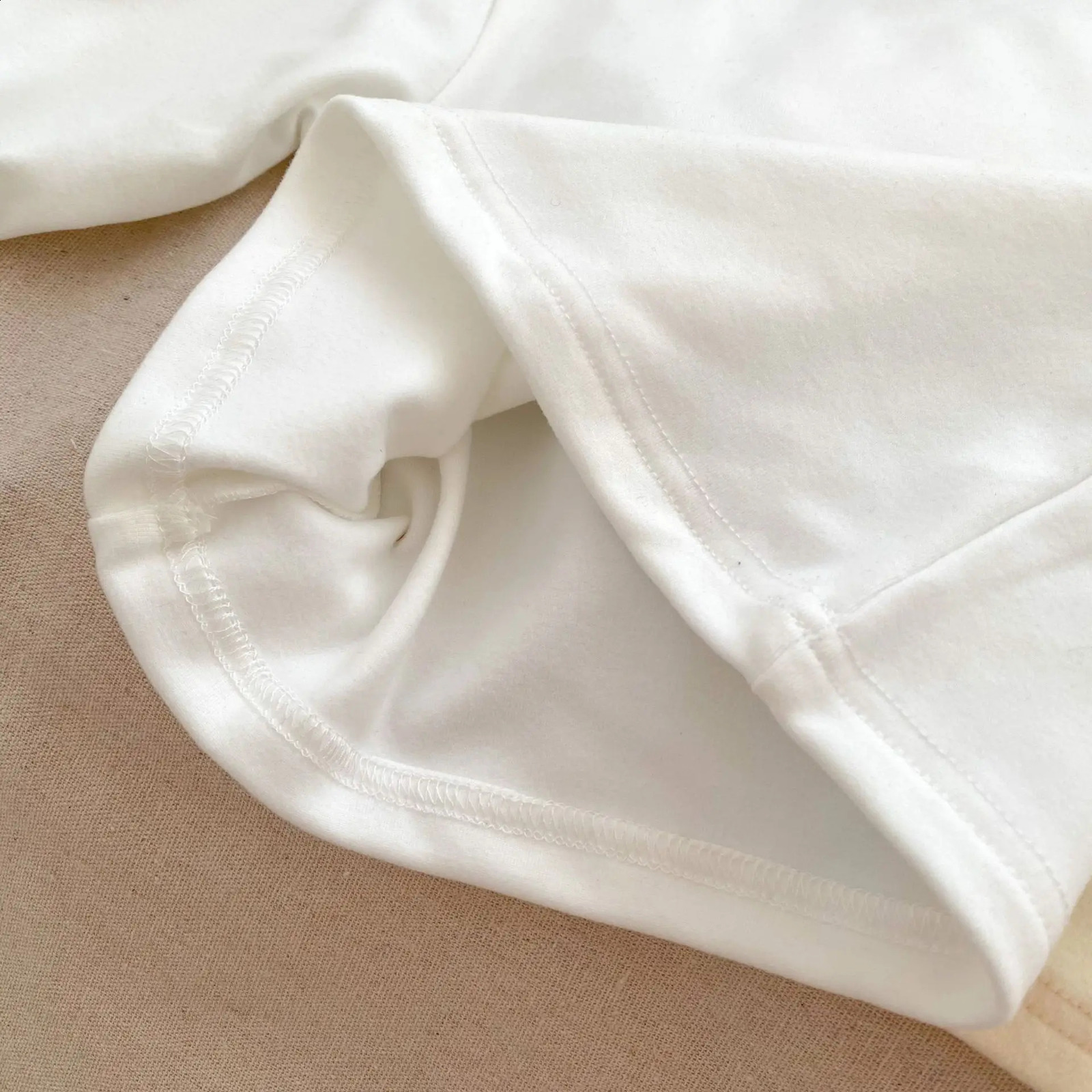 Autumn Winter Fashion Boy Baby Solid Turtleneck Long Sleeves Bottoming Shirt Girl Infant Cotton Casual Tshirt Kid Tops Clothes 250812